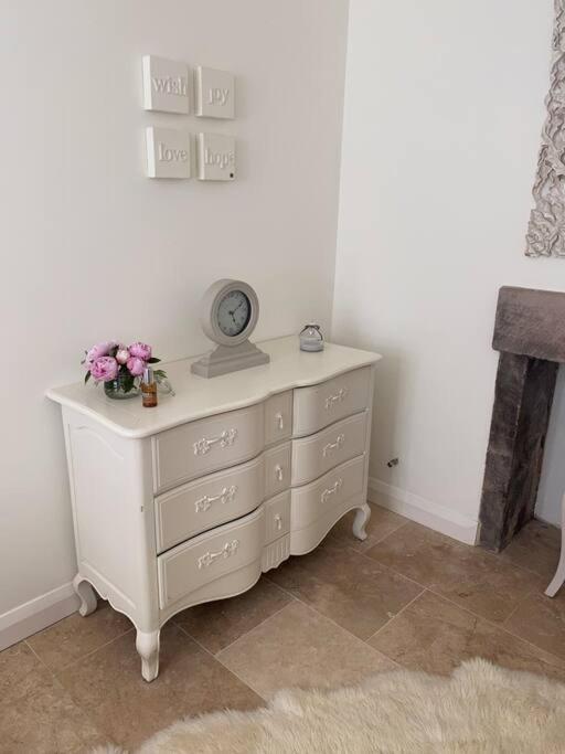 Luxury Peak District 2 Bedroom Boutique Cottage Two Dales Exterior photo